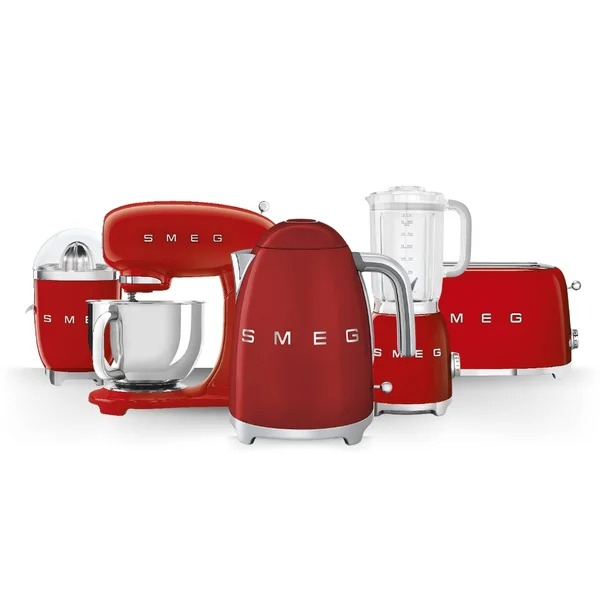 Smeg collection in Red